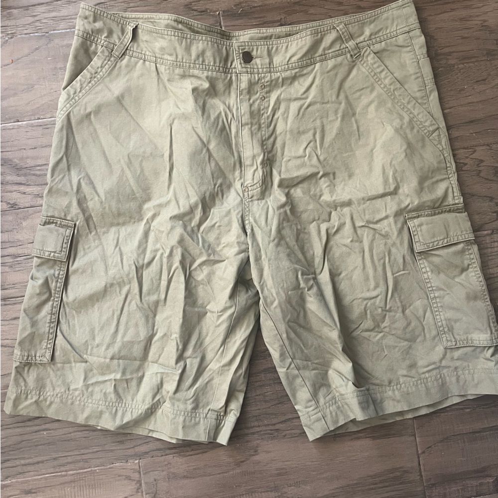 Patagonia Men's Organic Cotton Olive Cargo Shorts